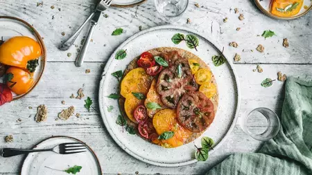 FITNESS® wholegrain tomato tart
