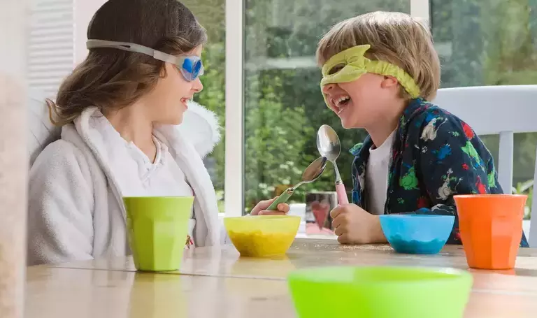 fruehstueck-its-toll-zum-gross-werden_stage_visual.png