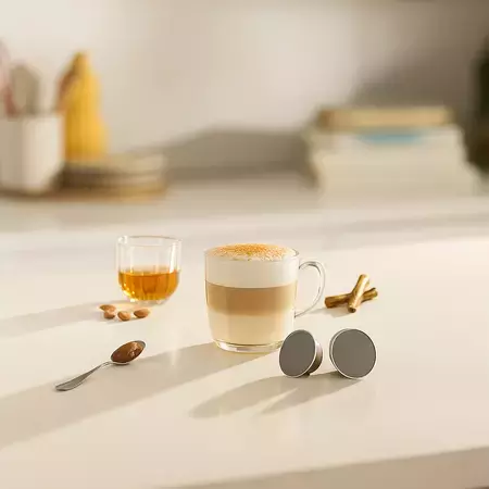 Amaretto Hot Latte Macchiato