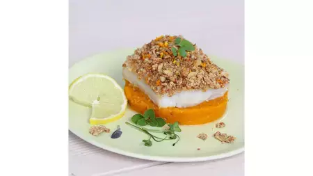 Rodaja gruesa de Bacalao con puré de camote