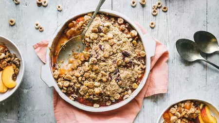 CHEERIOS® Wholegrain Peach Crumble