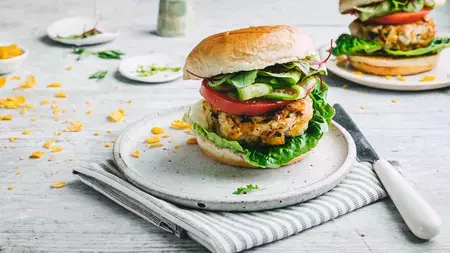 GLUTEN-FREE ITALIAN CHICKEN BURGER
