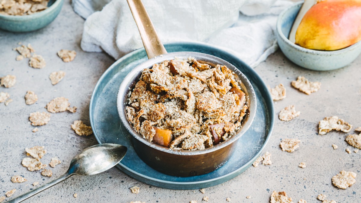 FITNESS® Pear and Whole Grain Crumble Nestlé Cereals