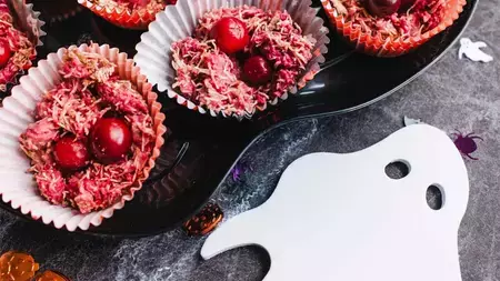 Easy Halloween Shredded Wheat Cupcakes