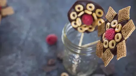 Cheerios Cute and Crunchy Cereal Flower Pops