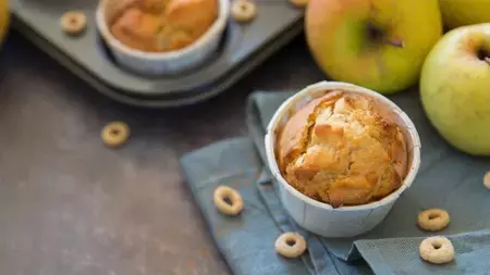 Cheerios applesauce muffins