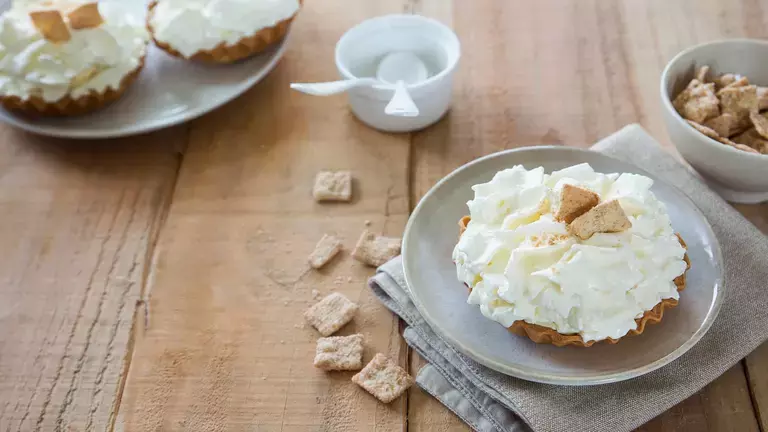 Curiously Cinnamon Cereal Milk Banana Cream Pie Curiously Cinnamon Cereal Milk Banana Cream Pie