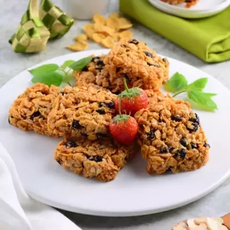 ALMOND CORN FLAKES SQUARES