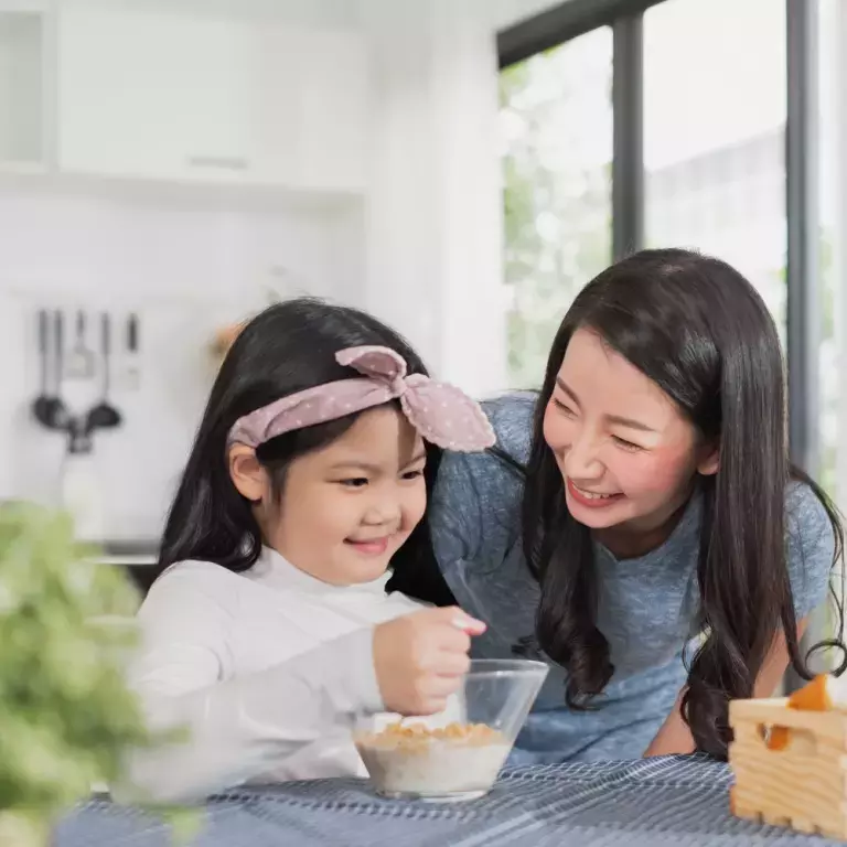 Moms, Penasaran Apa Manfaat Sereal untuk Si Kecil yang Bersekolah? Ini Penjelasannya!