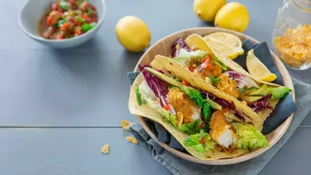 Tacos de Pescado Empanizado Sin Gluten