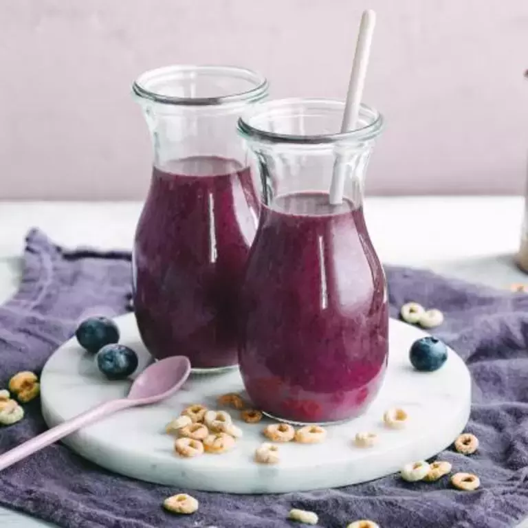 CHEERIOS-smoothie med blåbær og banan