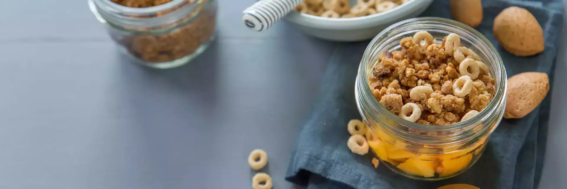 Cheerios Mini Peach Crumble Recipe | Nestlé Cereals