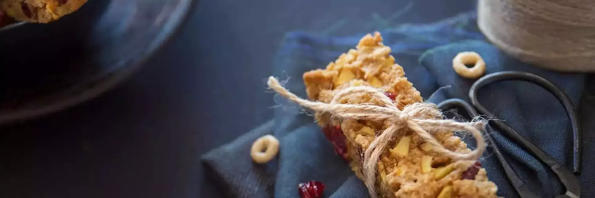 FRUITYLICIOUS APPLE AND BERRY BARS