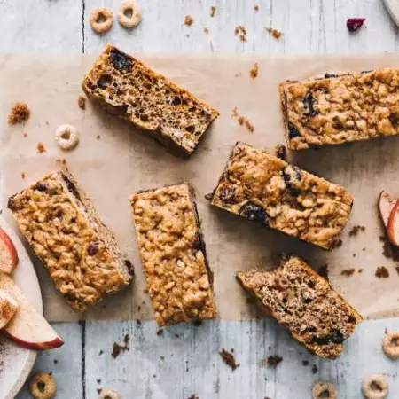 FRUITYLICIOUS APPLE AND BERRY BARS