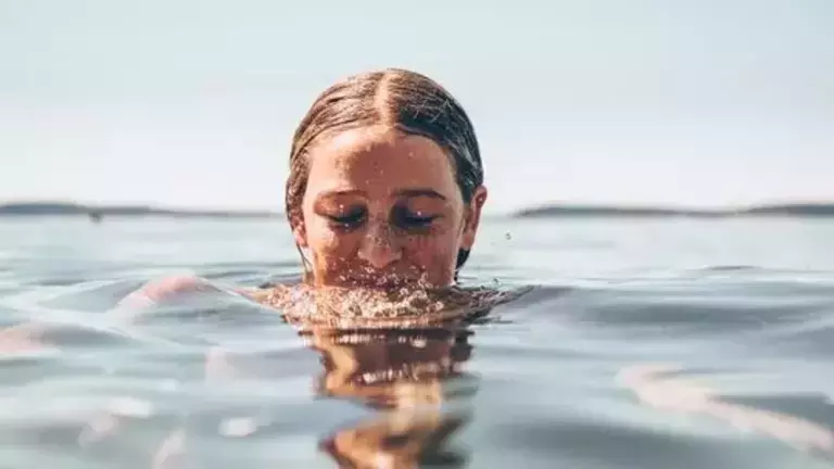 ezgif.com-gif-maker (16).png SWIM