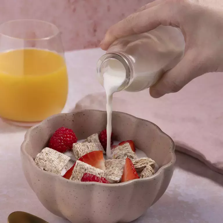 Shredded Wheat with cold milk
