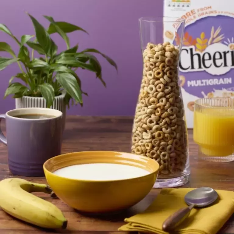 Cheerios bowl lifestyle image