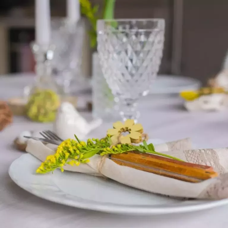 Table setting