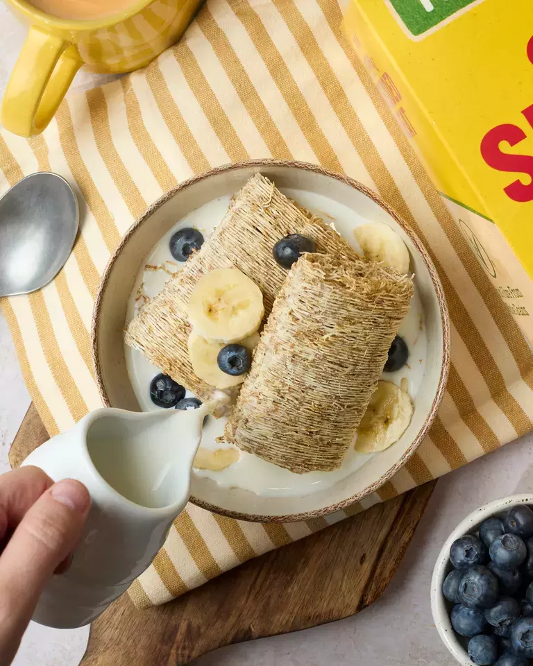 Shredded Wheat Pour with fruits