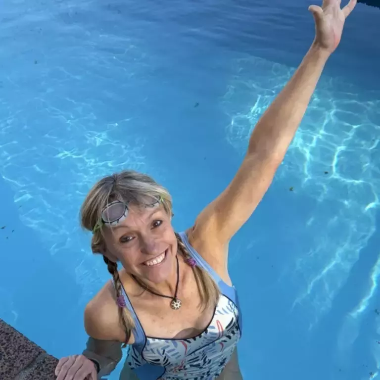 Michaela Strachan swimming